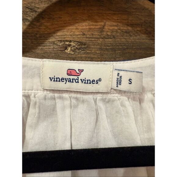 Vineyard Vines cotton medallion embroidered popover dress size Small - Picture 4 of 7